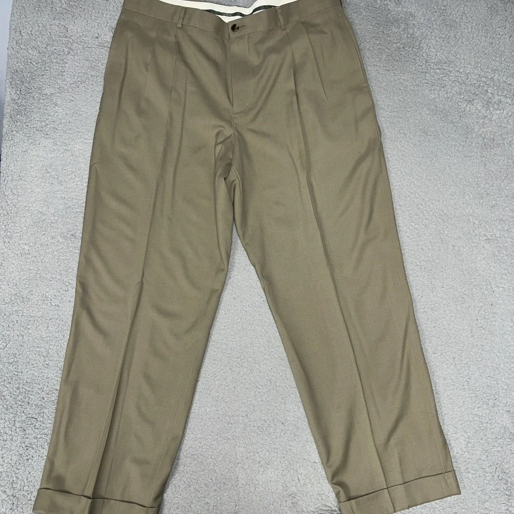 LL Bean Pants Men's 40W (37x31) Khaki 100% Wool Pleated Cuffed Hem Classic Fit